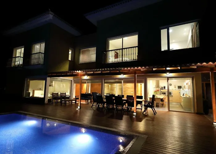 Willa Ocean Infinity Heated Pool Optional