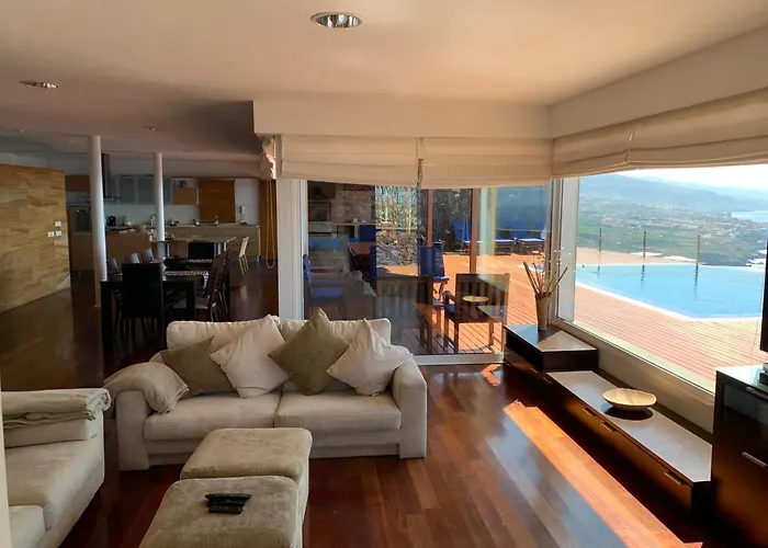 Ocean Infinity Heated Pool Optional Villa Santa Ursula (Tenerife)